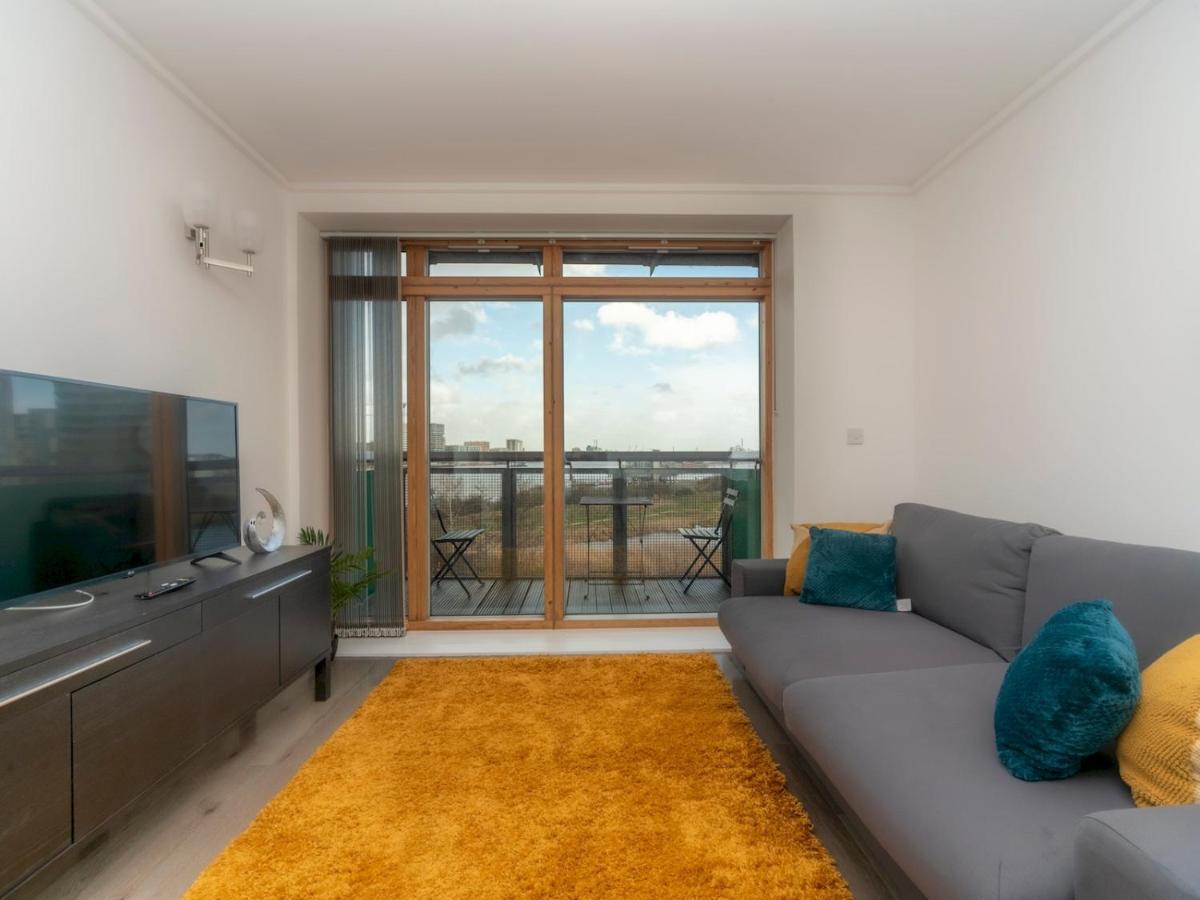 Pass The Keys Riverside Amazing Flat In London Close To The O2 المظهر الخارجي الصورة