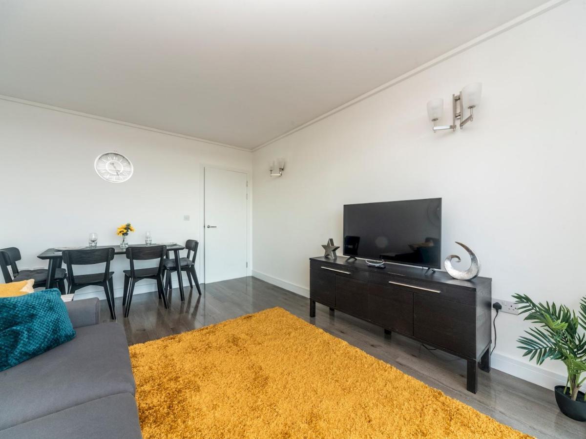 Pass The Keys Riverside Amazing Flat In London Close To The O2 المظهر الخارجي الصورة