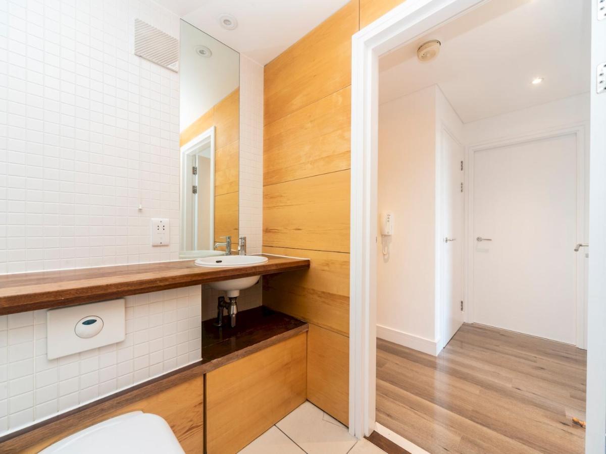 Pass The Keys Riverside Amazing Flat In London Close To The O2 المظهر الخارجي الصورة