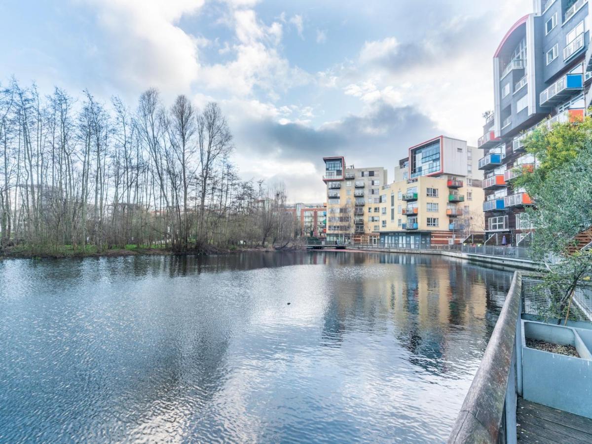 Pass The Keys Riverside Amazing Flat In London Close To The O2 المظهر الخارجي الصورة